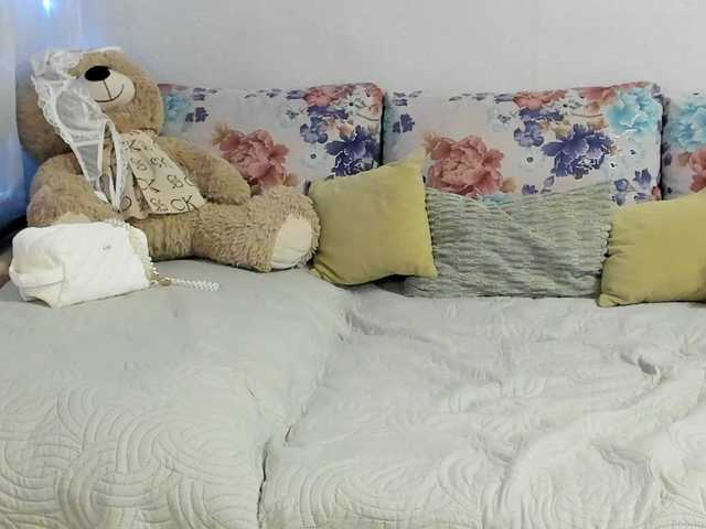 Lisa1225 live cam on BongaCams