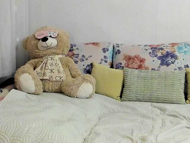Lisa1225 live cam on BongaCams