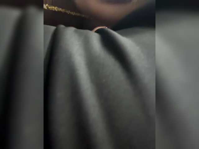 Lisa1225 live cam on BongaCams