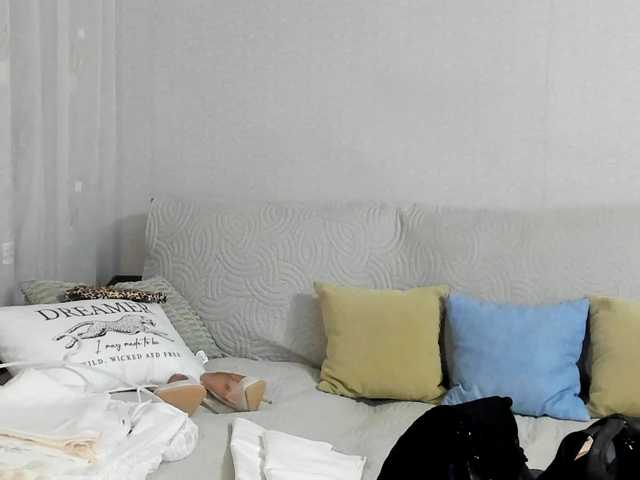 Lisa1225 live cam on BongaCams