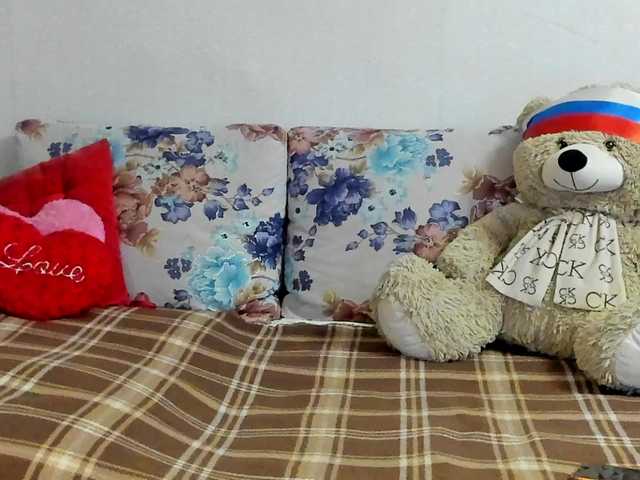 Lisa1225 live cam on BongaCams
