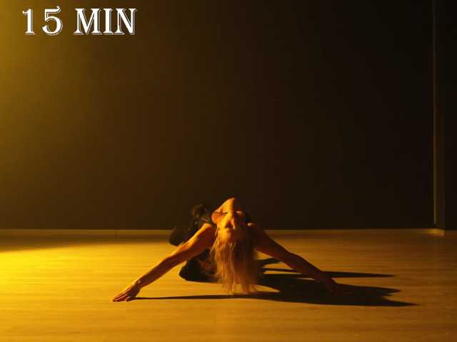 Lisa1225 live cam on BongaCams