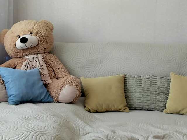 Lisa1225 live cam on BongaCams