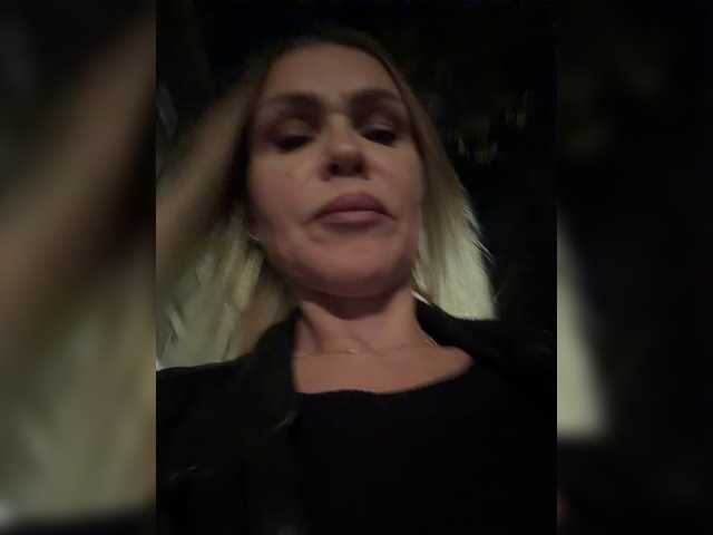 Lisa1225, en vivo ahora en BongaCams