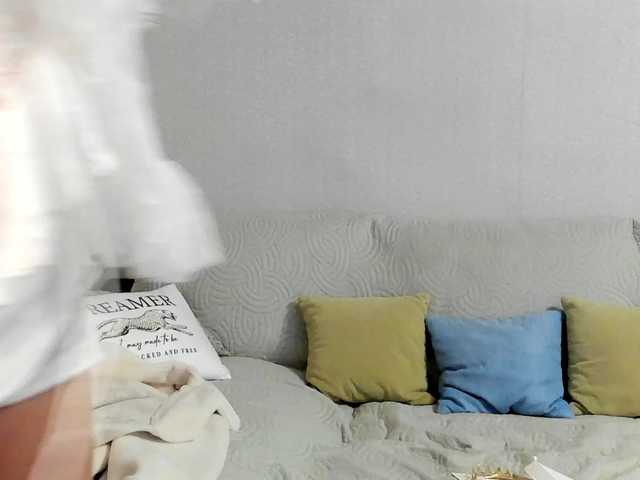 Lisa1225 live cam on BongaCams