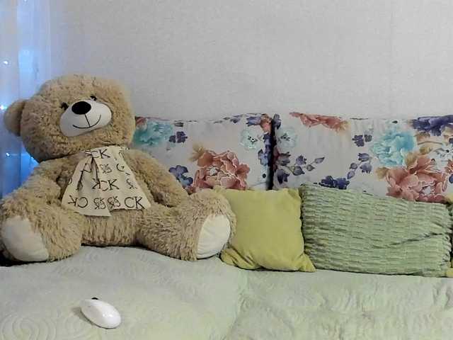 Lisa1225 live webcam show