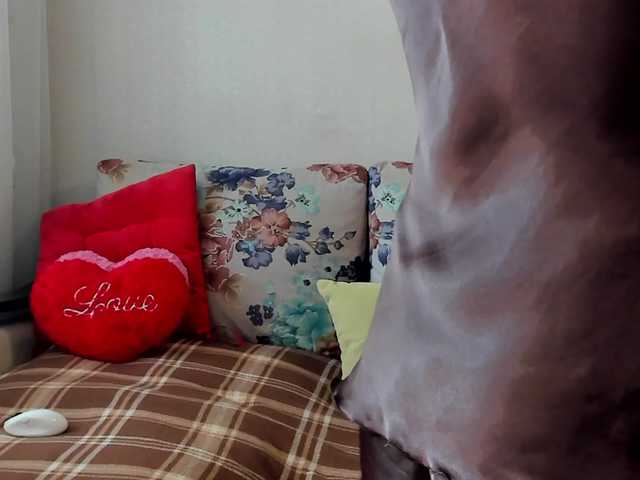 Lisa1225 live cam on BongaCams