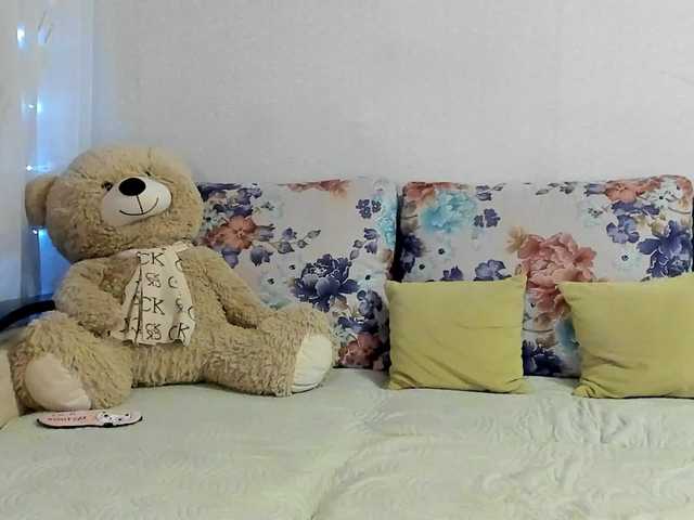 Lisa1225 live cam on BongaCams