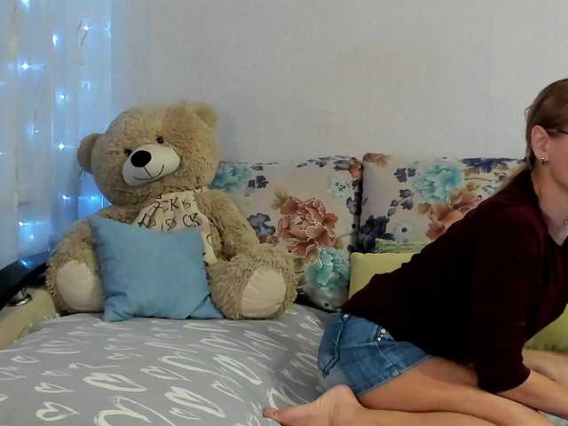 Lisa1225 live cam on BongaCams