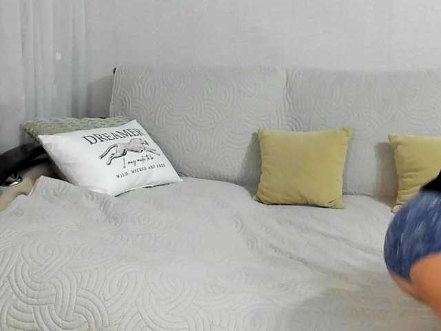 Lisa1225 live cam on BongaCams