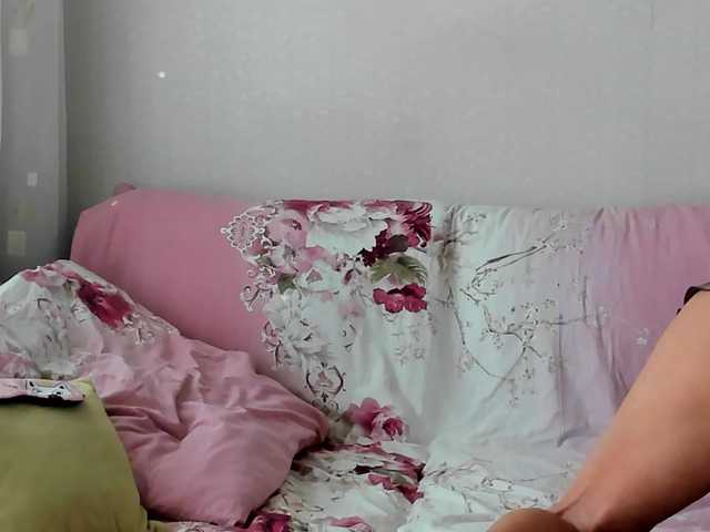 Lisa1225 live cam on BongaCams