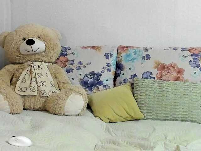 Lisa1225 live cam on BongaCams