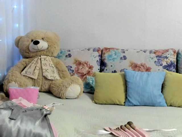 Lisa1225 live cam on BongaCams
