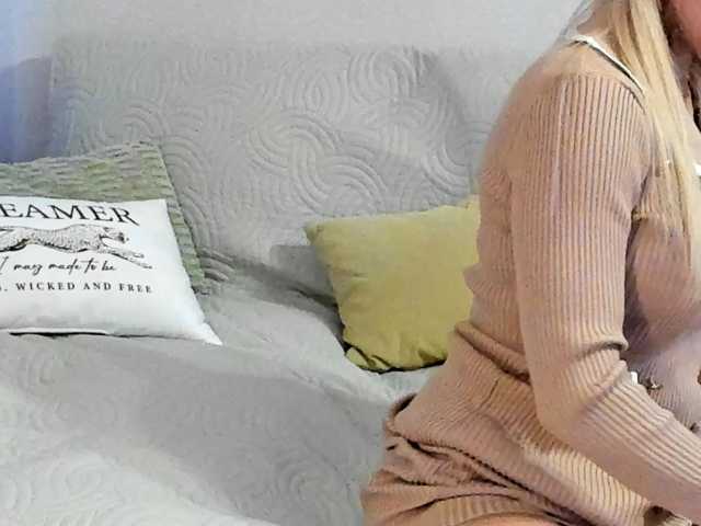 Lisa1225 live cam on BongaCams