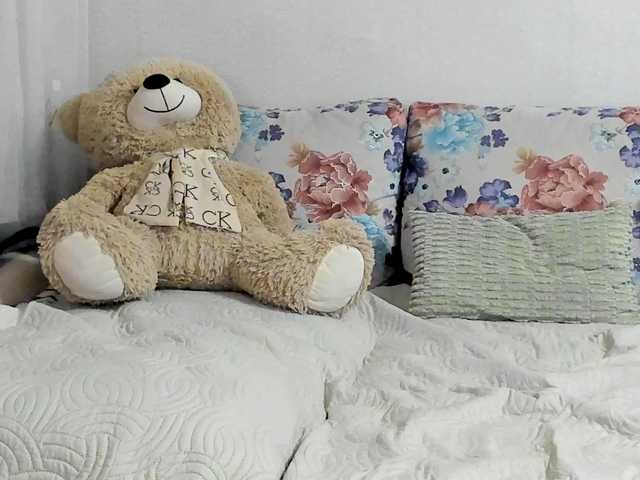 Lisa1225 live cam on BongaCams
