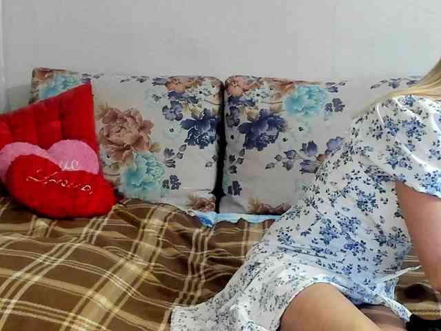 Lisa1225 webcam