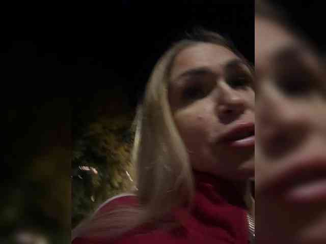 Lisa1225 webcam