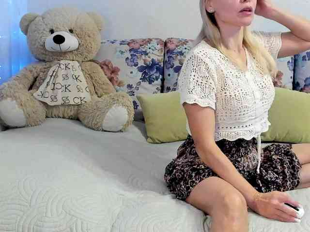 Lisa1225 webcam