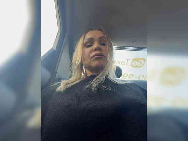 Lisa1225 webcam