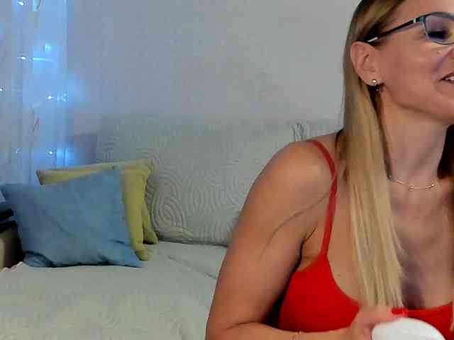 Lisa1225 webcam