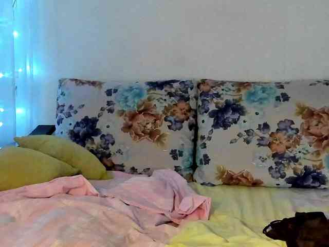 Lisa1225 webcam