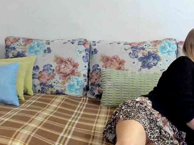 Lisa1225 webcam