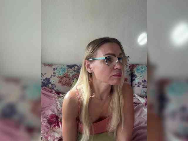 Lisa1225 webcam