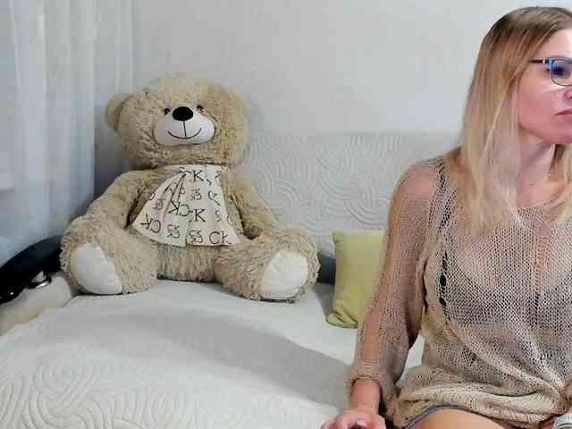 Lisa1225 webcam