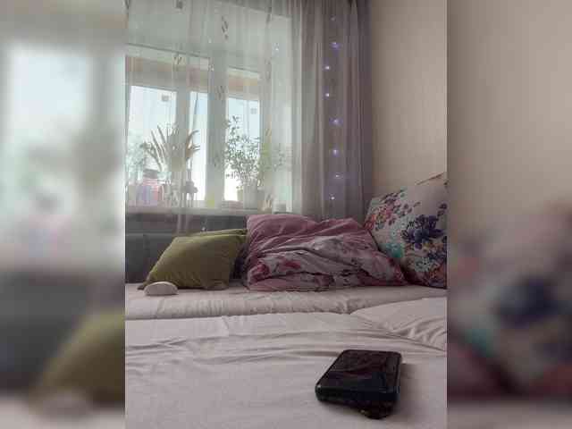 Lisa1225 webcam