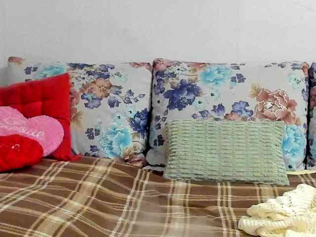 Lisa1225 webcam