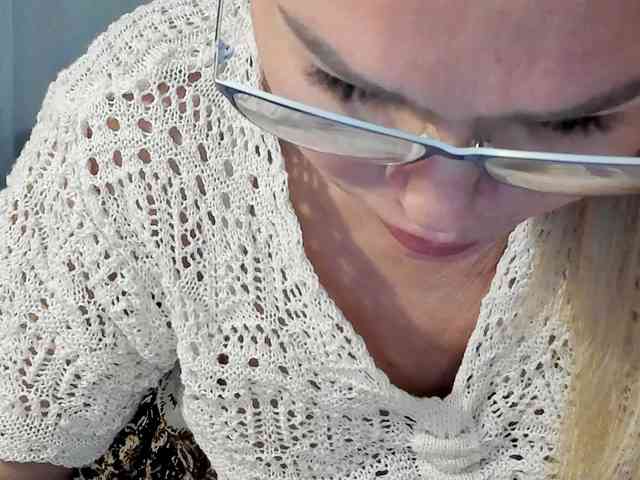 Lisa1225 webcam