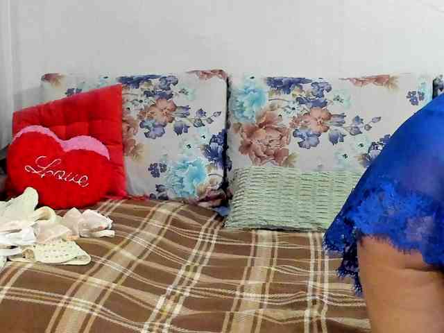 Lisa1225 webcam