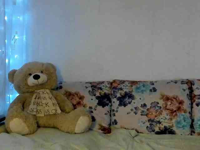 Lisa1225 webcam