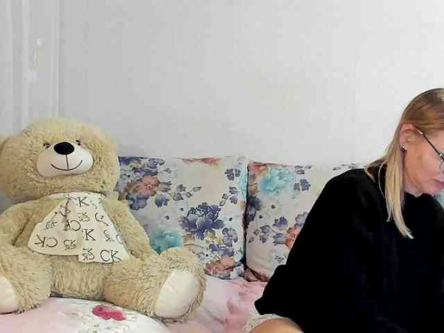 Lisa1225 webcam