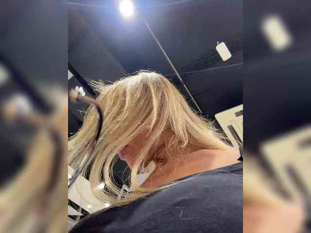 Lisa1225 webcam