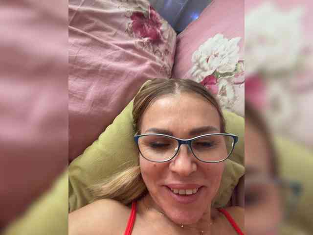 Lisa1225 webcam