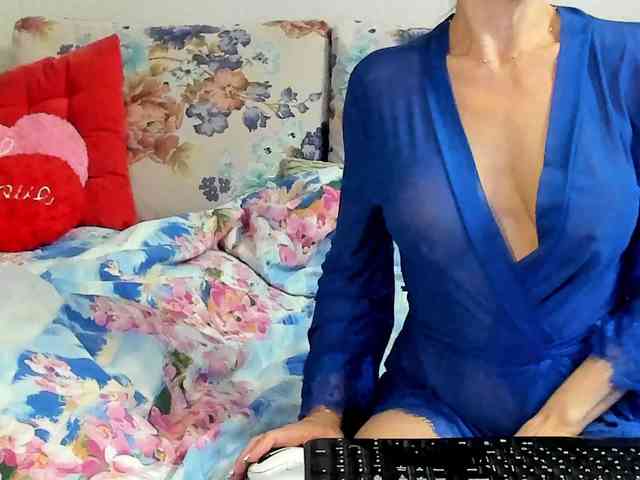 Lisa1225 webcam