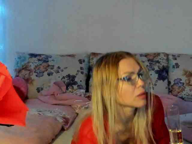 Lisa1225 webcam