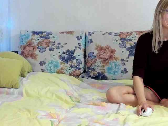 Lisa1225 webcam