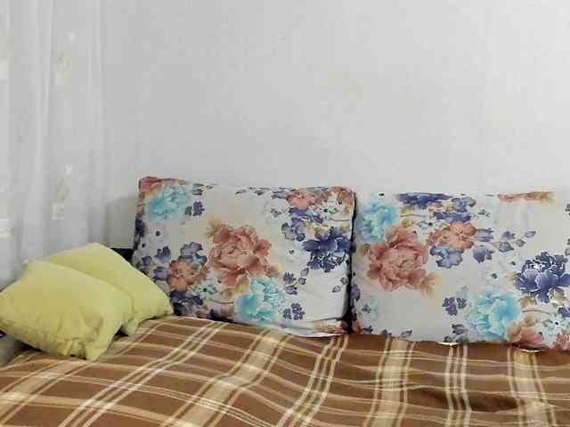 Lisa1225 webcam