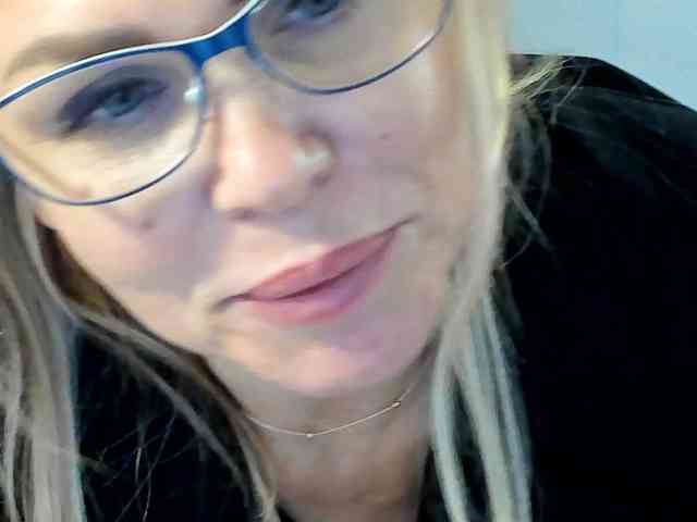 Lisa1225 webcam