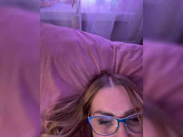 Lisa1225 webcam