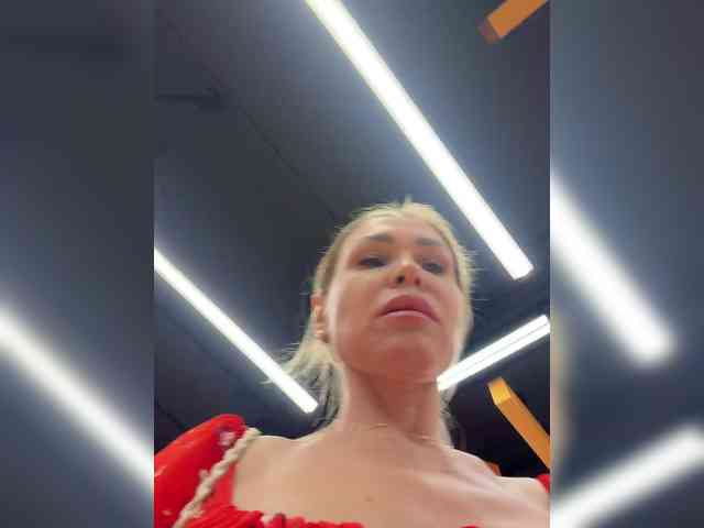Lisa1225 webcam