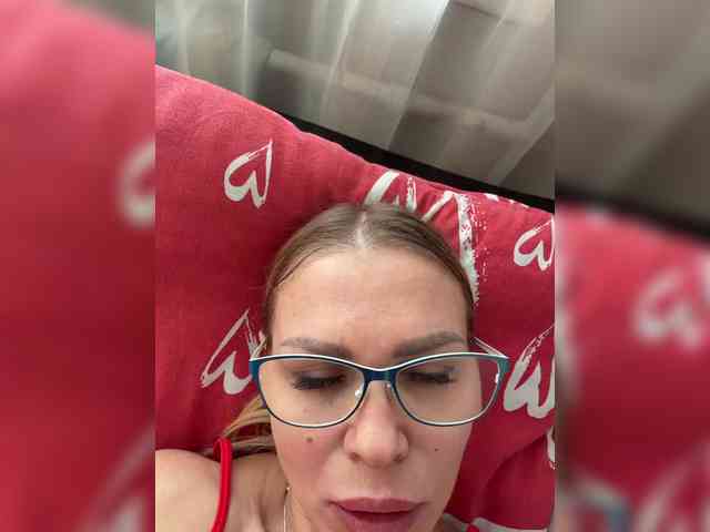 Lisa1225 webcam