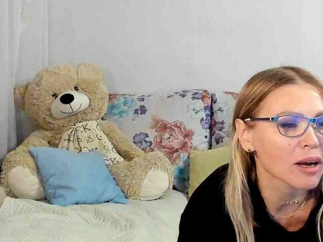 Lisa1225 webcam