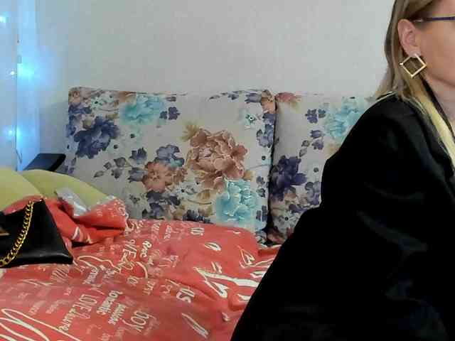 Lisa1225 webcam