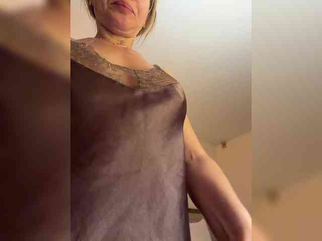 Lisa1225 webcam