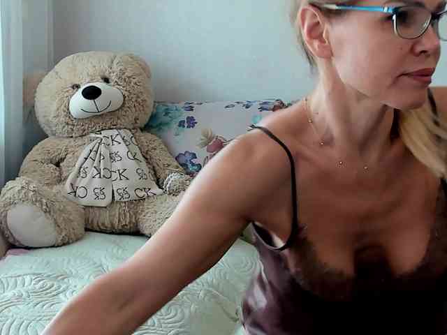 Lisa1225 Sex Cam Show