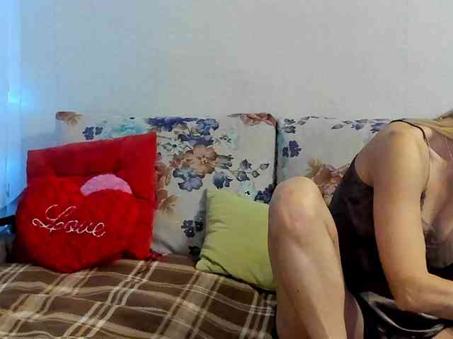 Lisa1225 webcam