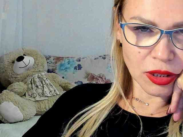 Lisa1225 webcam